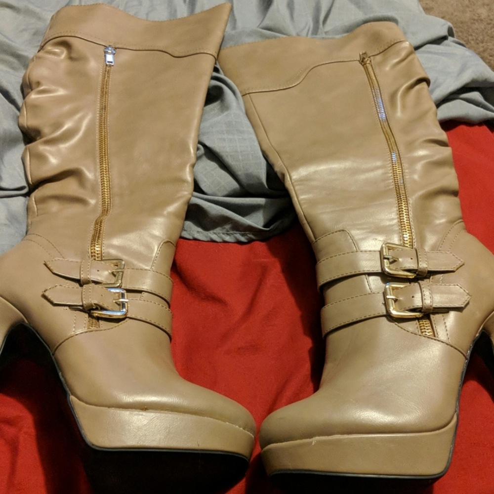 High heel boots